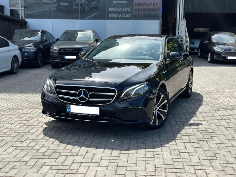 Mercedes-Benz E300