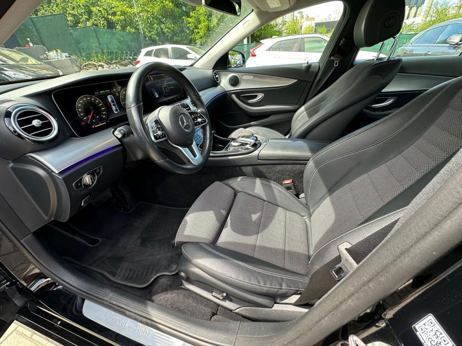 Mercedes-Benz E300