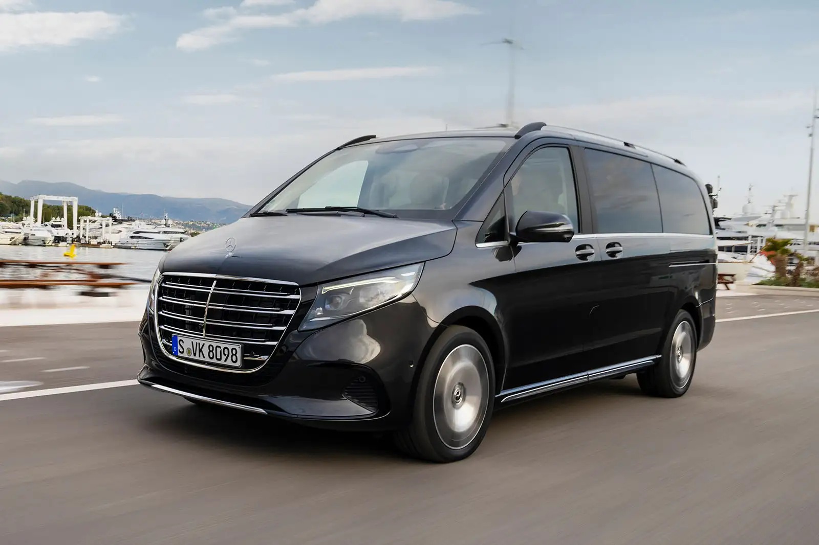 Închirierea auto în Chișinău pentru familii Mari: 5 mașini spațioase recomandate